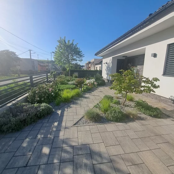 Moderné záhrady a malé predzáhradky Moderné záhrady a malé predzáhradky